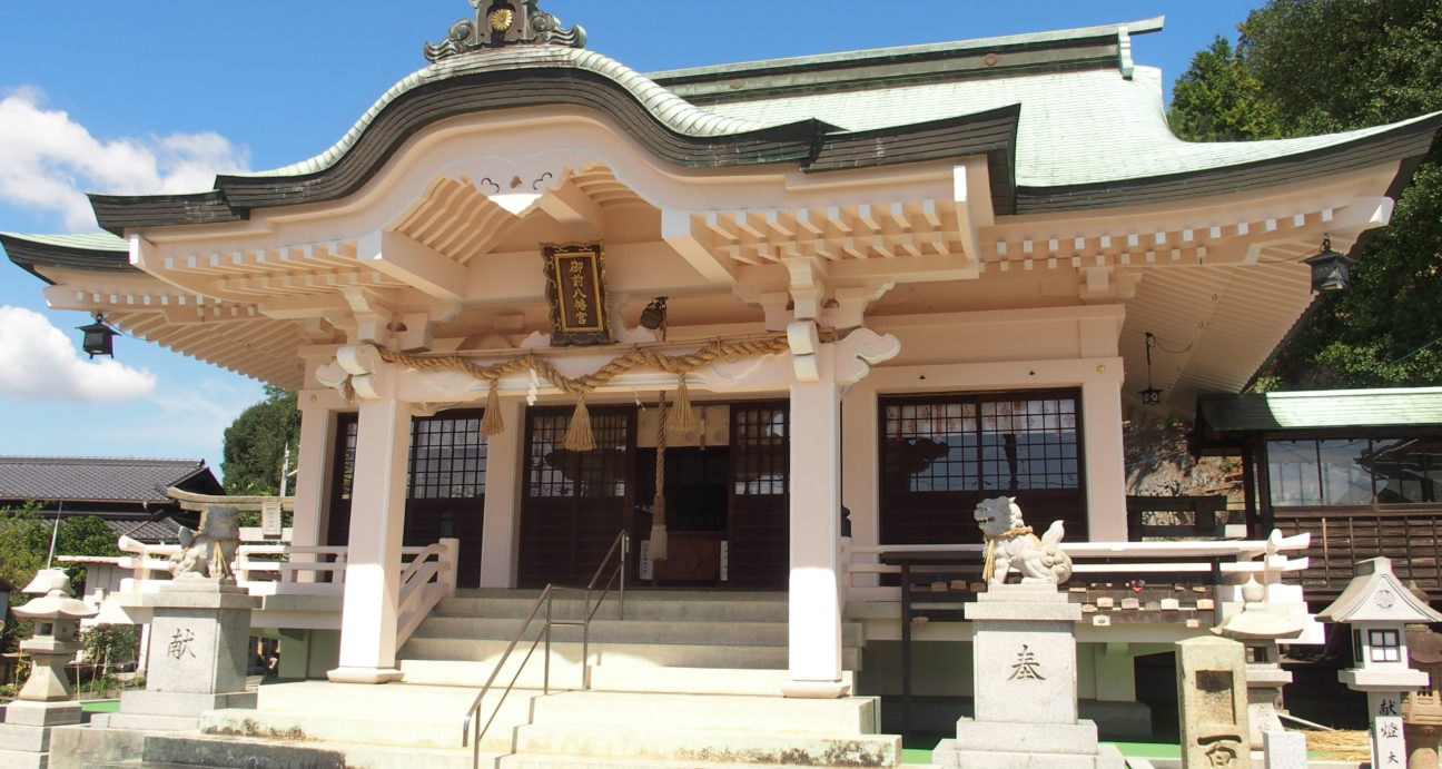 御崎八幡宮社殿