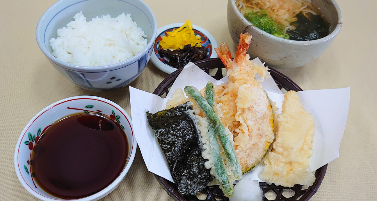 美味しそうなめんくいの天ぷら定食